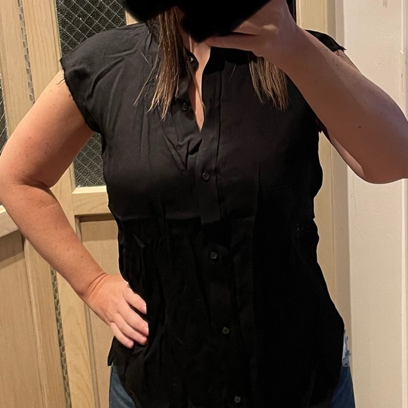 Helmut Lang sleeveless button down with open back - Picture 5 of 6